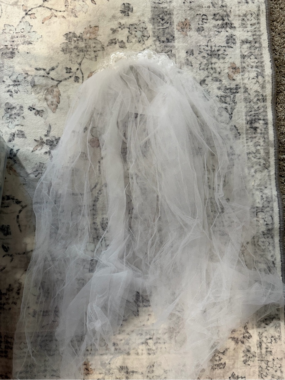 Sheer White Bridal Veil with Lace Appliqué